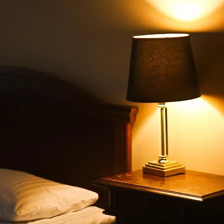 Готель British Club