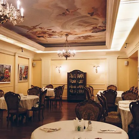 Готель British Club Львів