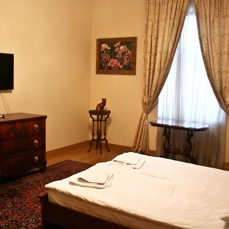 Готель British Club Львів