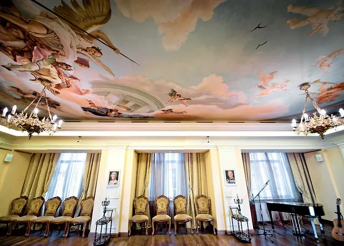 British Club 4* Lviv