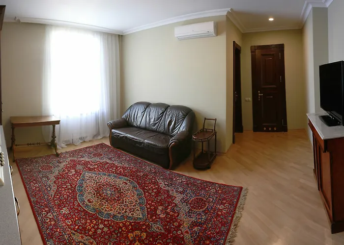 Hotel British Club 4*