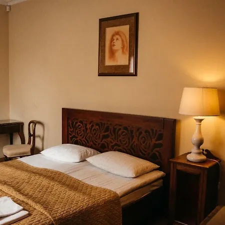 British Club Szálloda Lviv