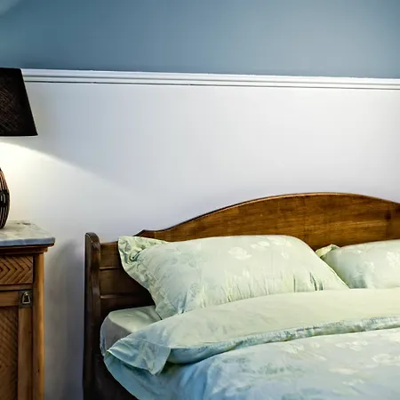 British Club Szálloda